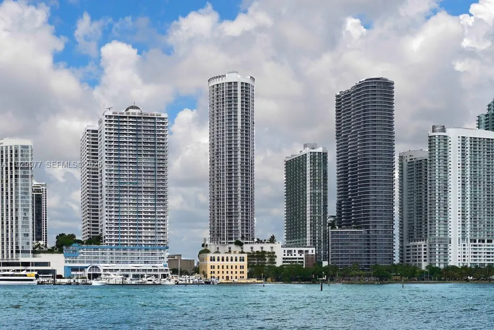 1750 Bayshore Dr #4814 Miami, FL 33132