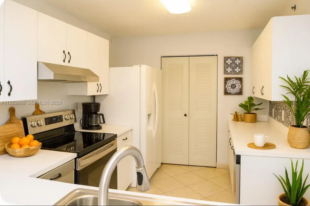 19601 E Country Club Dr #7202 Aventura, FL 33180