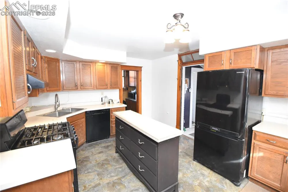 225 W Evans Avenue Pueblo, CO 81004
