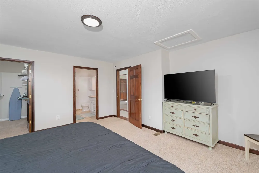 7495 Bennett Road Acme Township, MI 49690