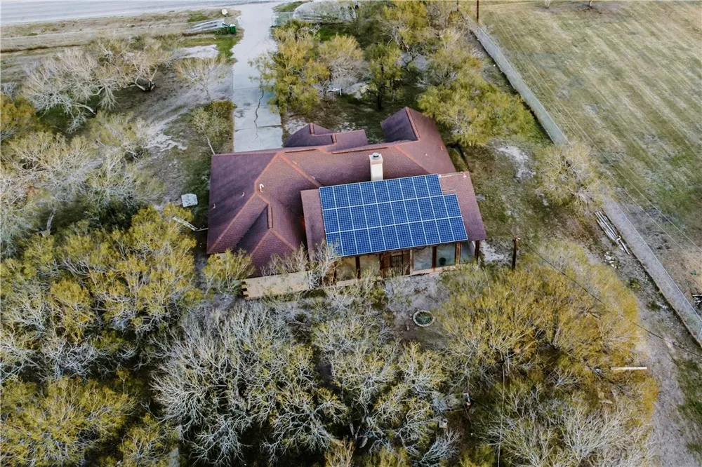 2369 Fm 892 Robstown, TX 78380