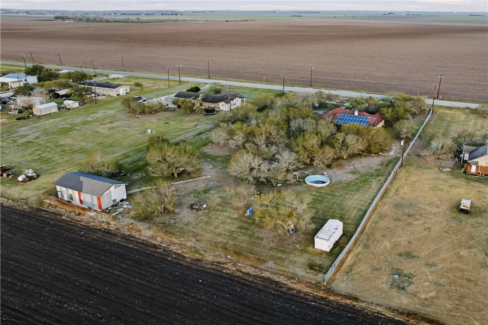 2369 Fm 892 Robstown, TX 78380