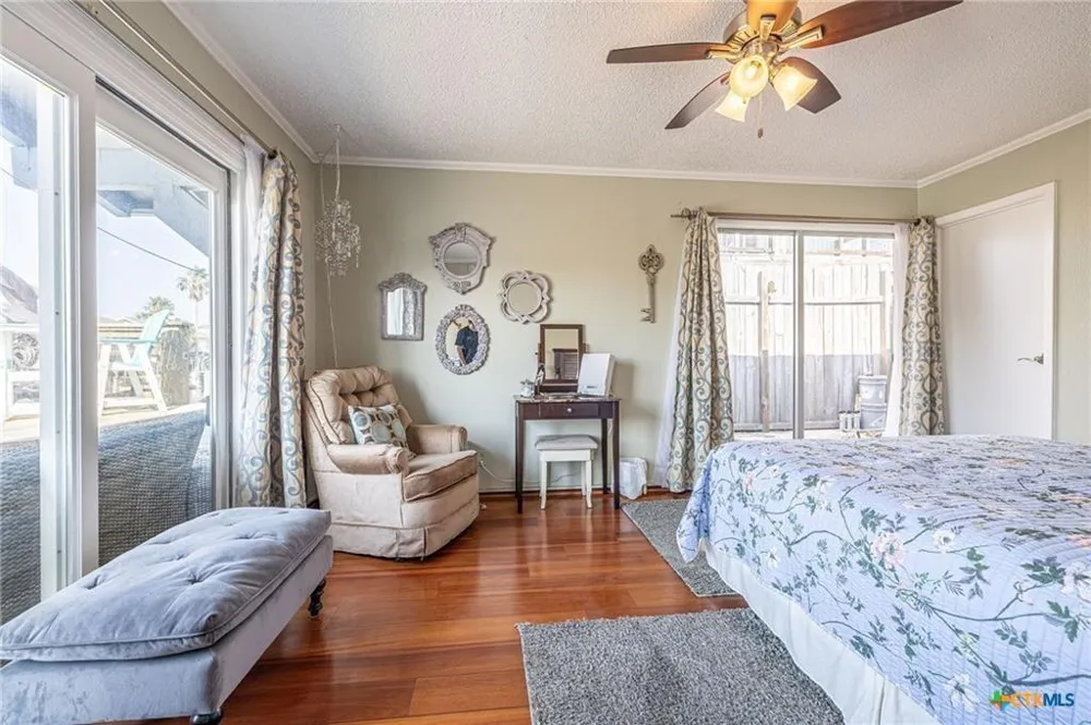 189 Driftwood Drive City By The Sea, TX 78336
