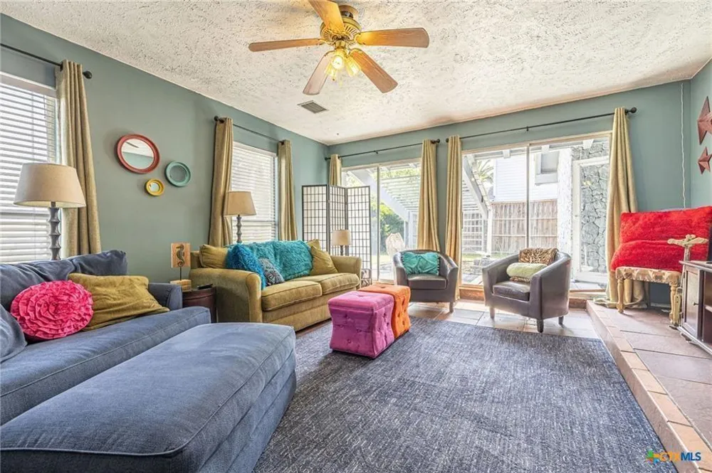189 Driftwood Drive City By The Sea, TX 78336