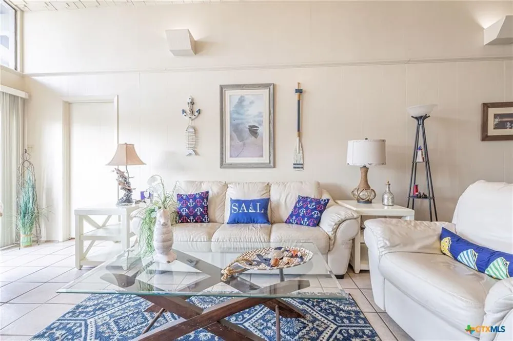 189 Driftwood Drive City By The Sea, TX 78336