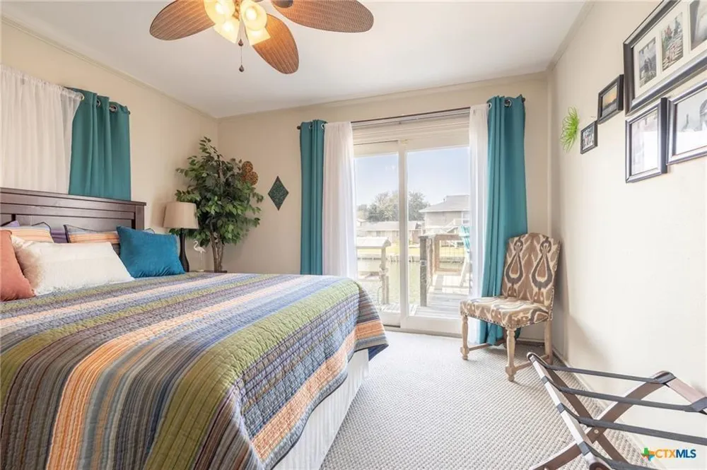 189 Driftwood Drive City By The Sea, TX 78336