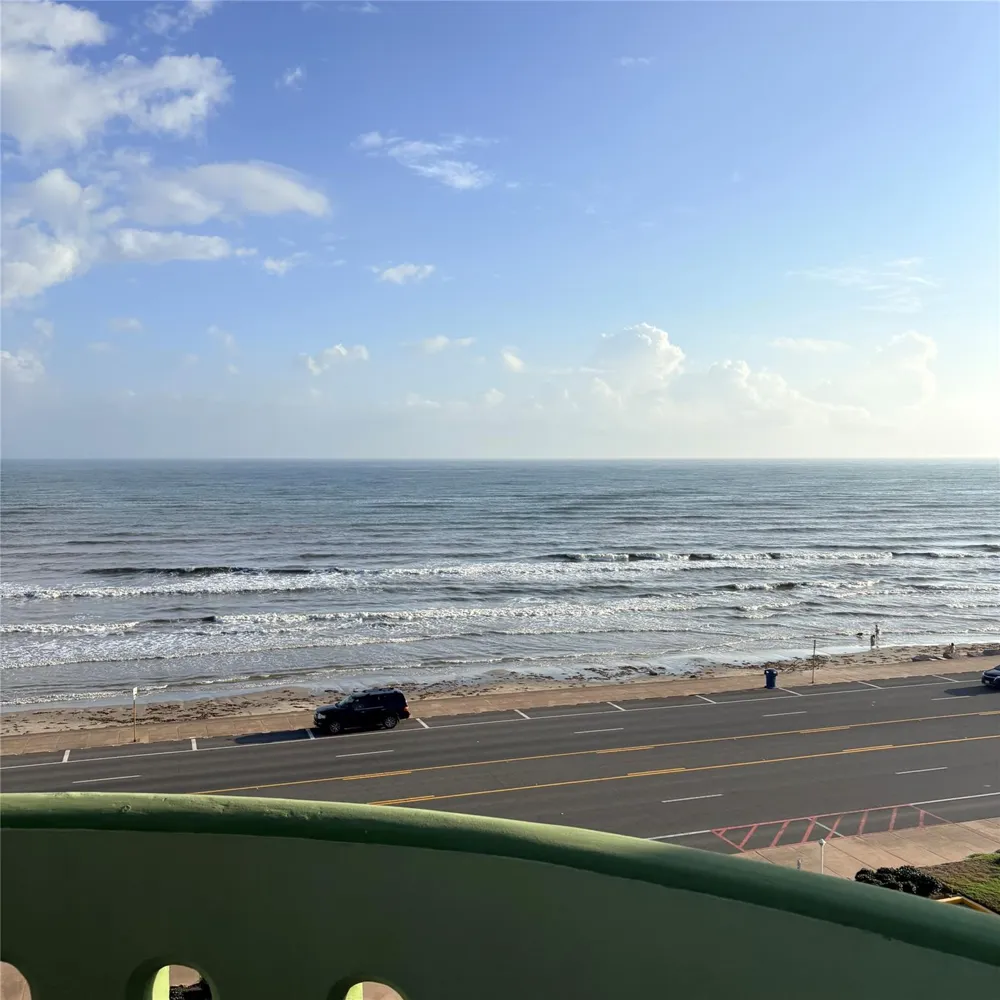 9420 Seawall Boulevard #605 Galveston, TX 77554