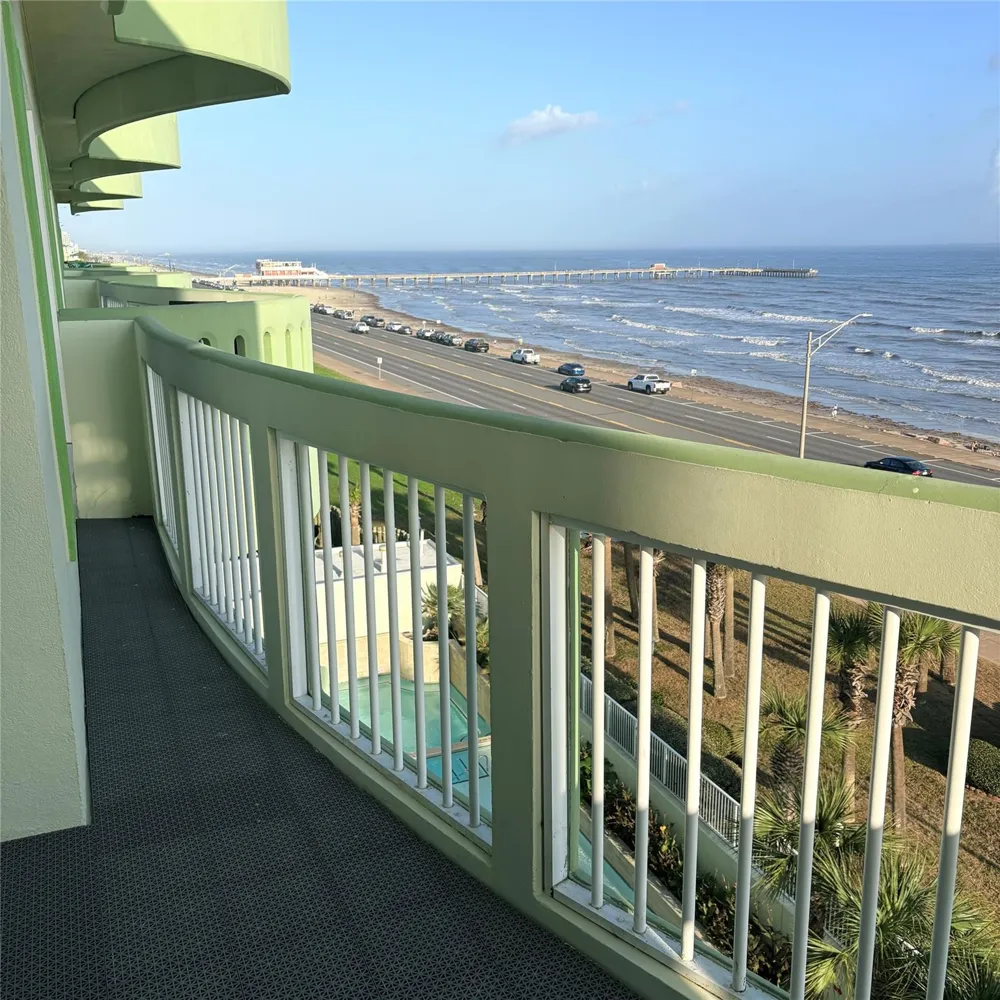 9420 Seawall Boulevard #605 Galveston, TX 77554