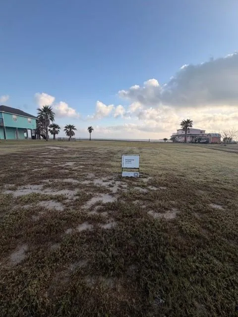 1125 North Ocean Drive Port Lavaca, TX 77979