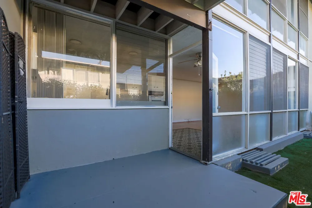 11131 ROSE AVENUE #25 Los Angeles, CA 90034