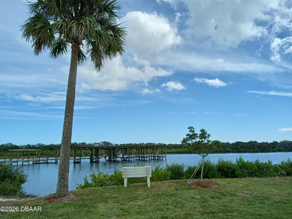 4332 Cedar Way Edgewater, FL 32141