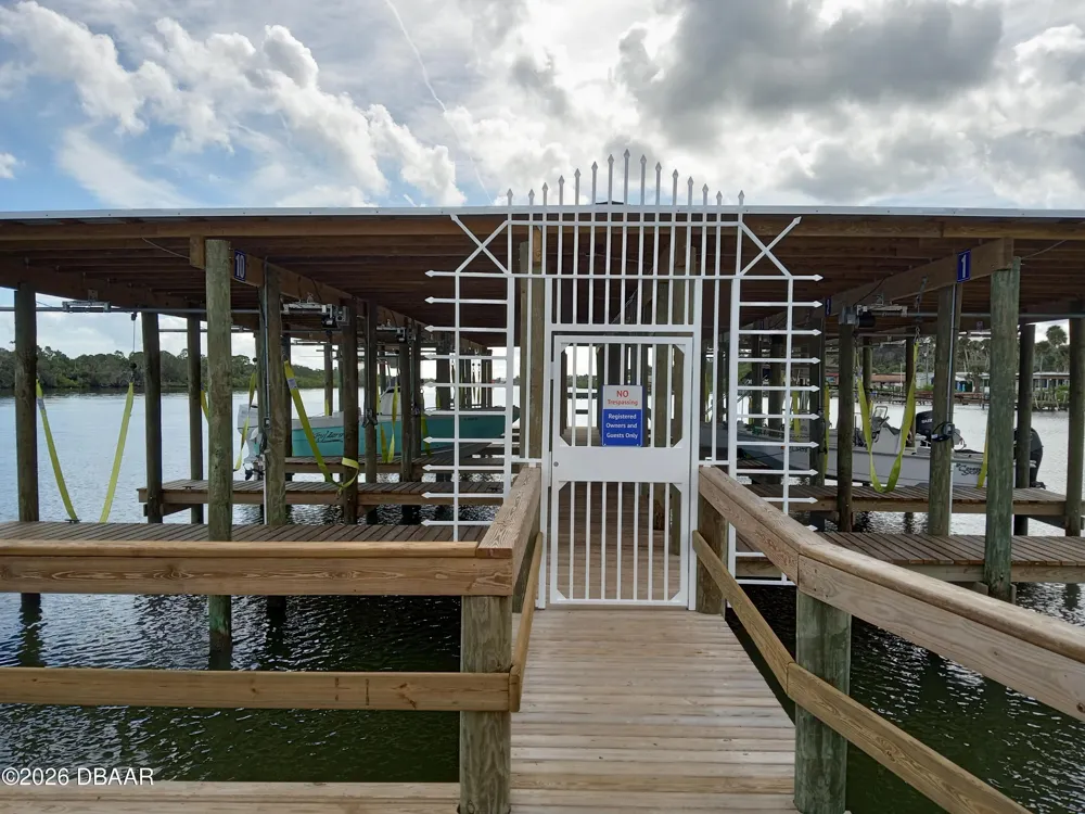 4332 Cedar Way Edgewater, FL 32141