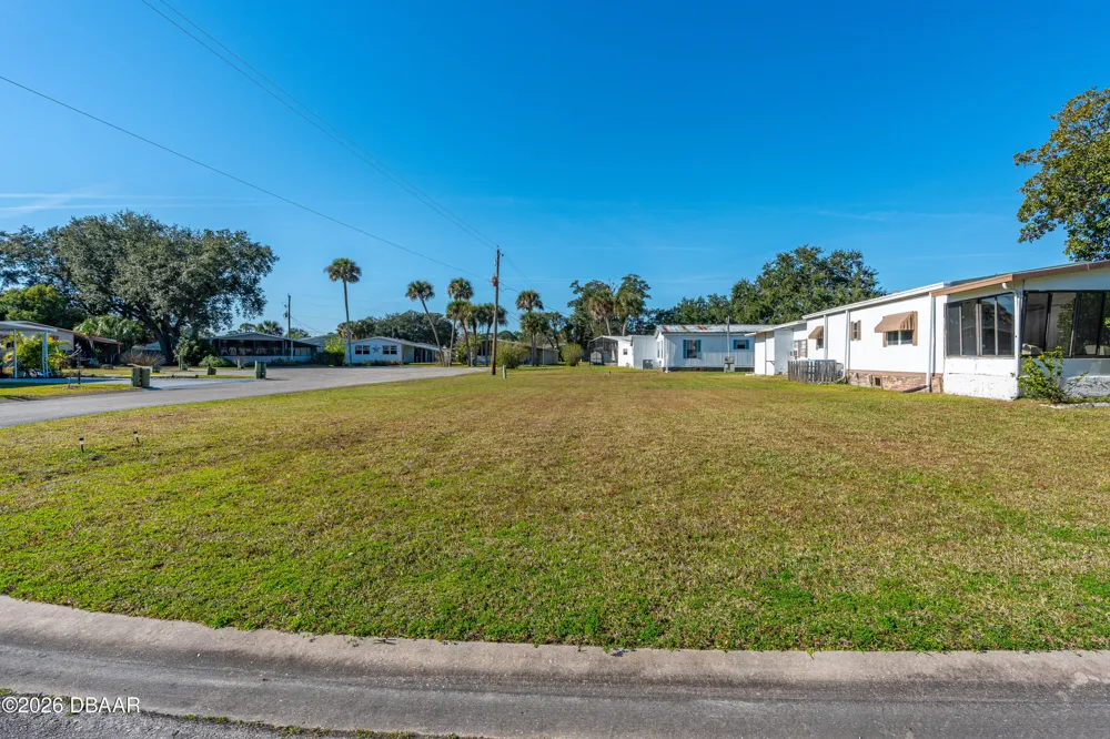 4332 Cedar Way Edgewater, FL 32141