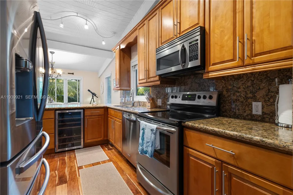 150 Rushton Ln Tavernier, FL 33070