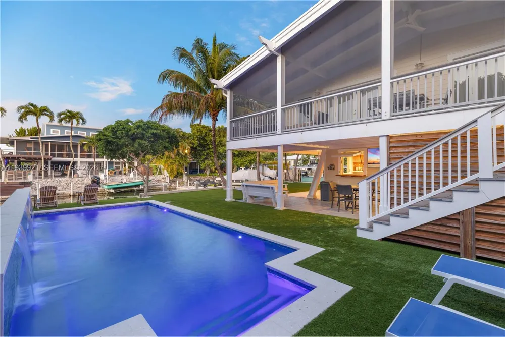 150 Rushton Ln Tavernier, FL 33070