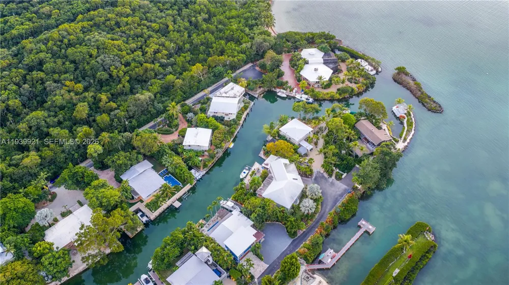 150 Rushton Ln Tavernier, FL 33070