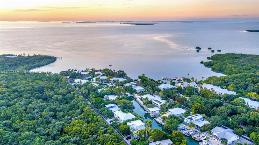 150 Rushton Ln Tavernier, FL 33070