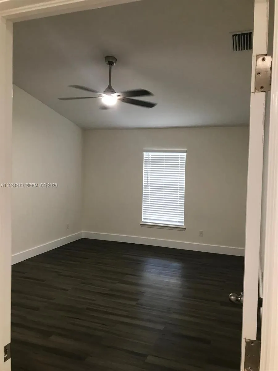 2709 SW 18th Ave Cape Coral, FL 33914