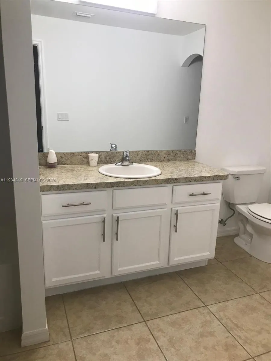 2709 SW 18th Ave Cape Coral, FL 33914