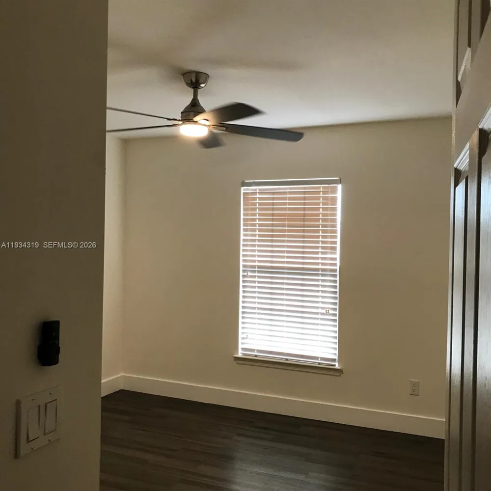 2709 SW 18th Ave Cape Coral, FL 33914