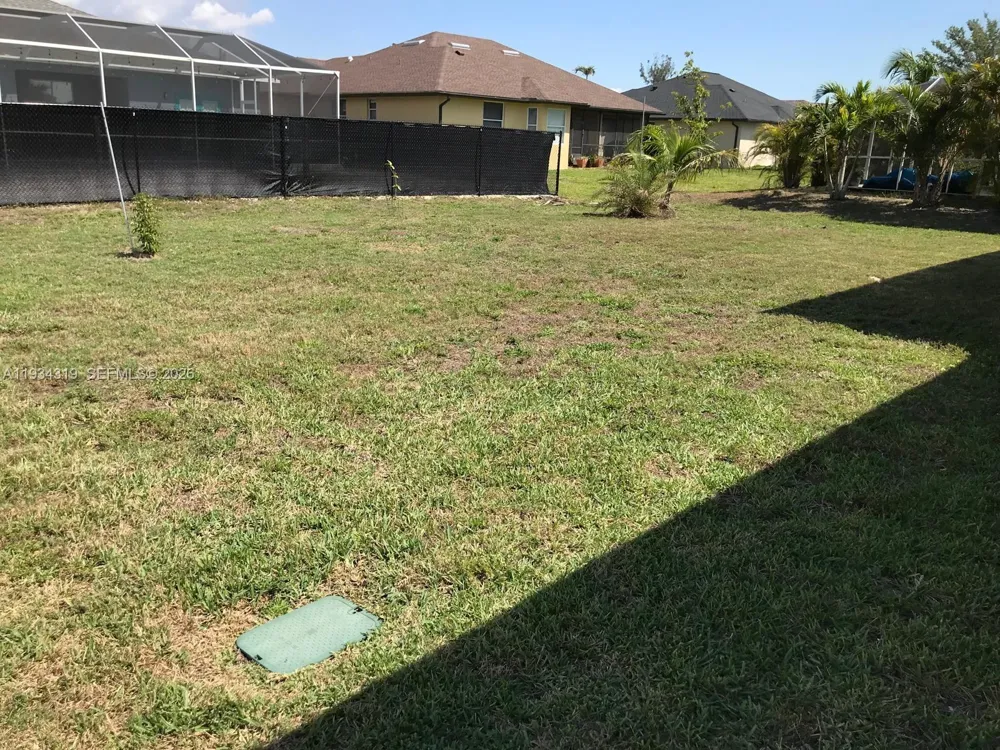 2709 SW 18th Ave Cape Coral, FL 33914