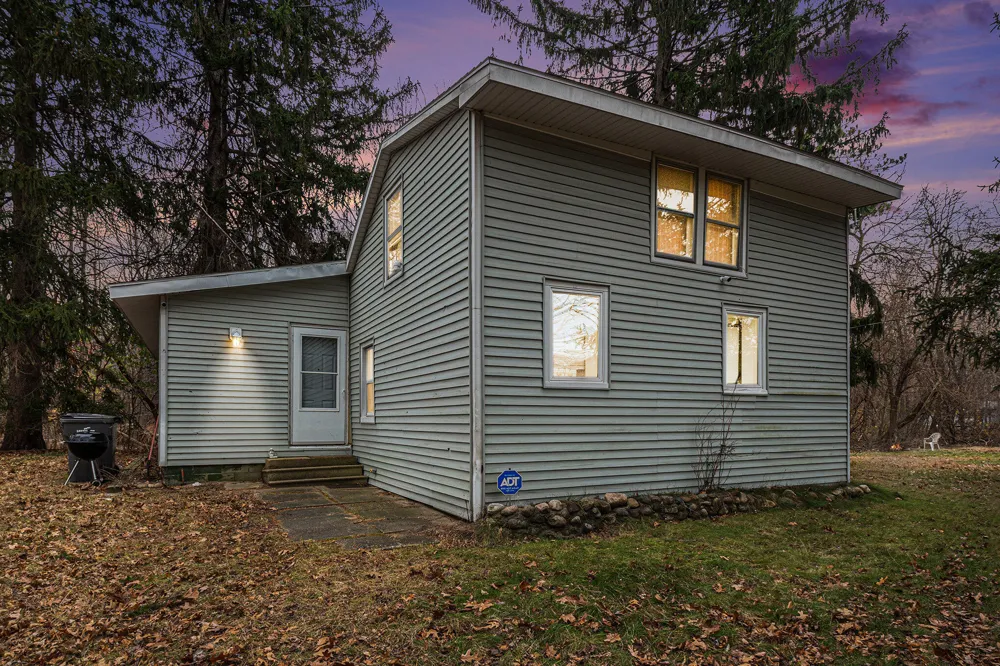 12366 Lubke Road New Buffalo, MI 49117