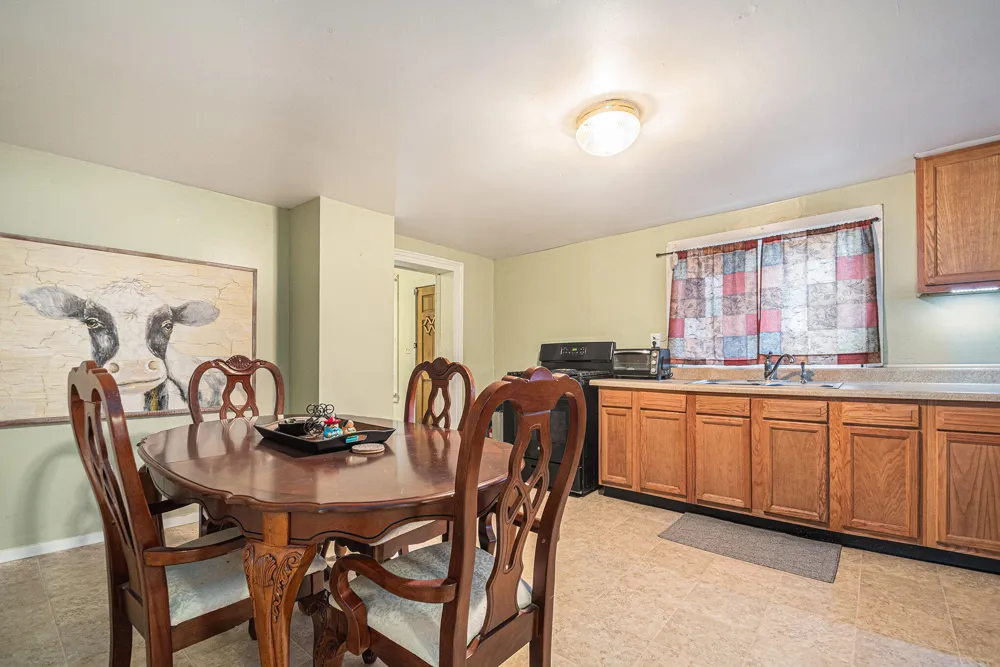 12366 Lubke Road New Buffalo, MI 49117
