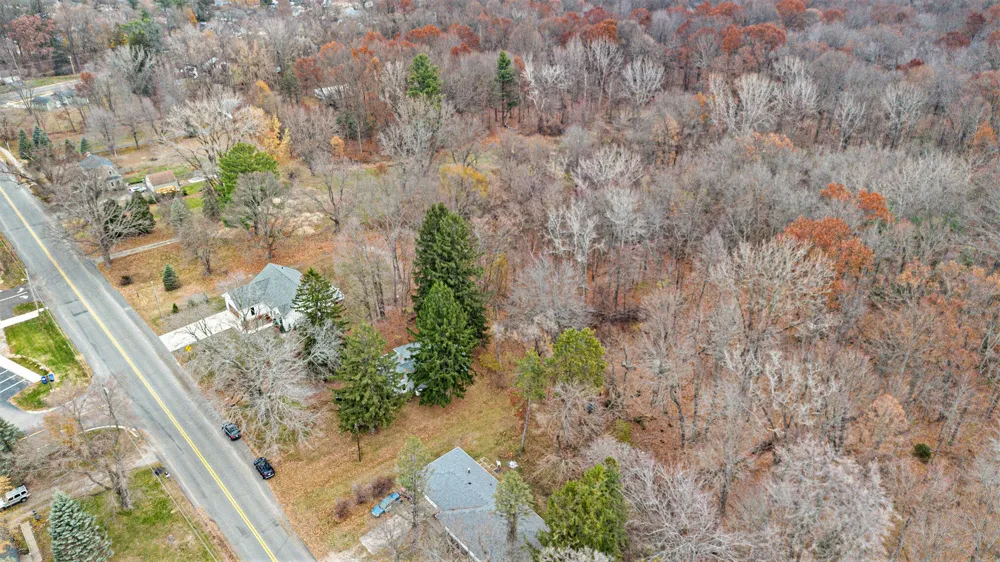 12366 Lubke Road New Buffalo, MI 49117