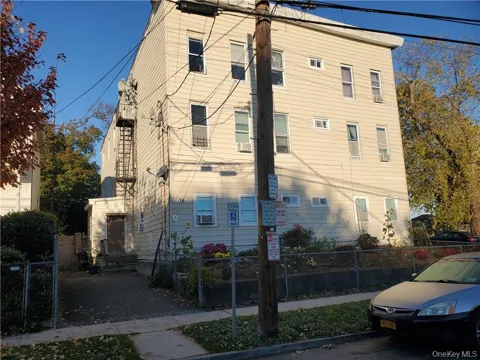 76 State Street #10