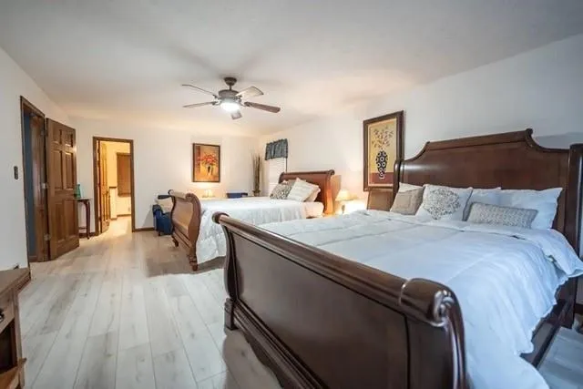 200 Mary Lynn Lane Fayetteville, GA 30214