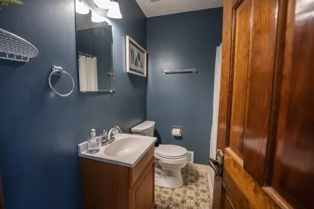 200 Mary Lynn Lane Fayetteville, GA 30214