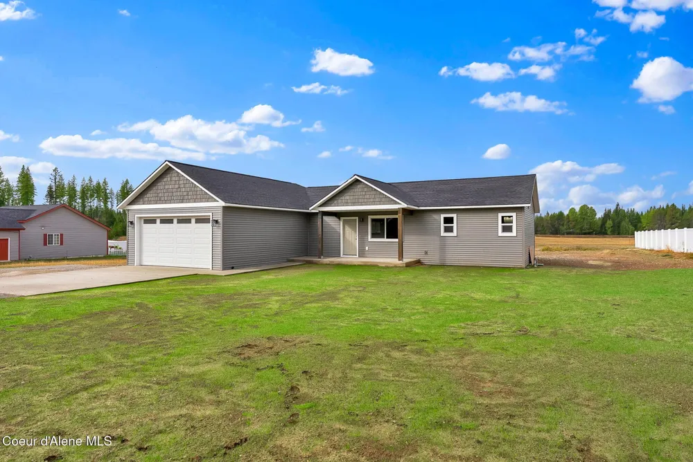 382 Solar Road Oldtown, ID 83822