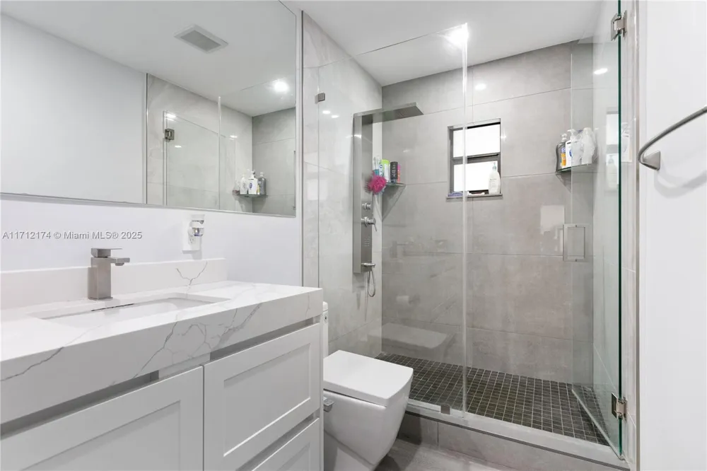 341 NW 67th Ave Miami Springs, FL 33166