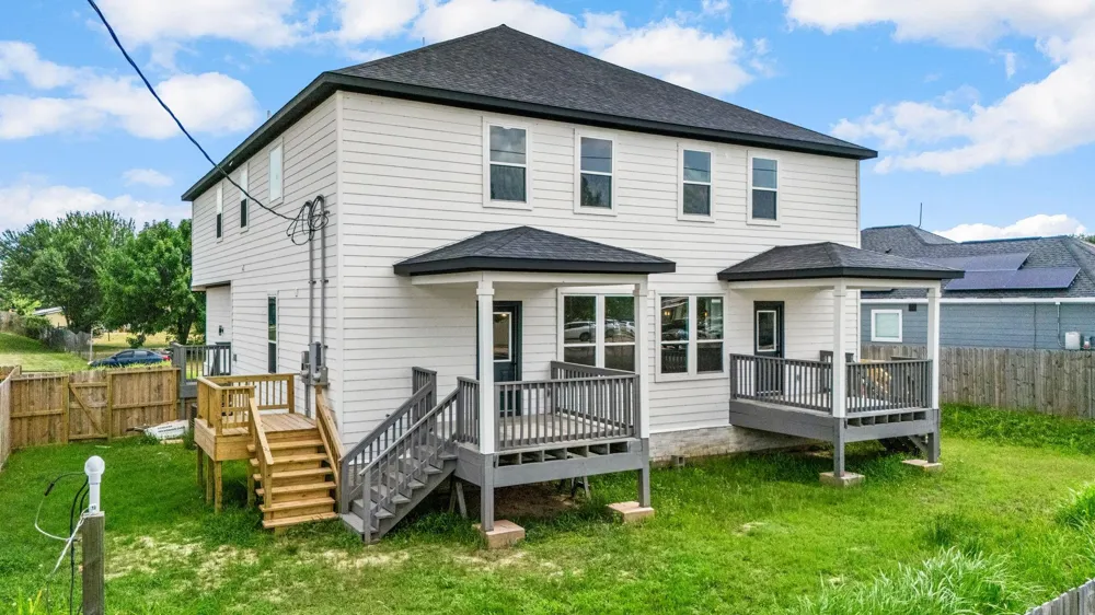 8 Donna Court #B Brookshire, TX 77423