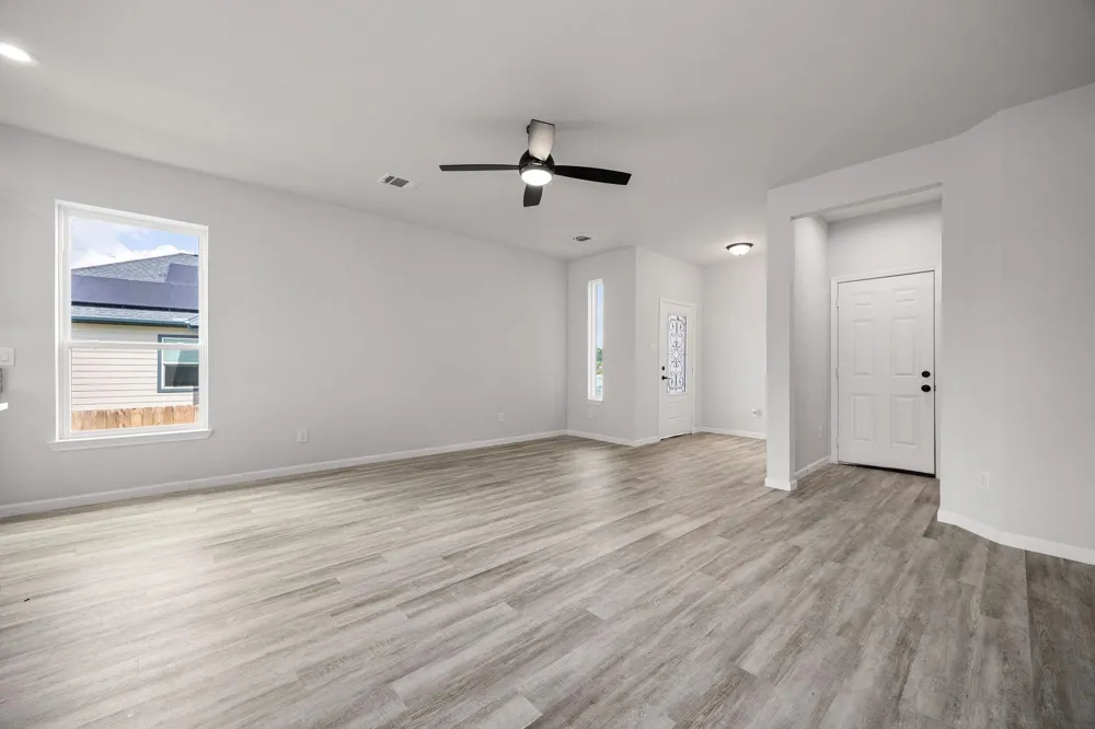 8 Donna Court #B Brookshire, TX 77423