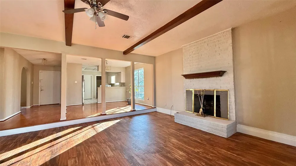 5702 Arncliffe Drive Houston, TX 77088