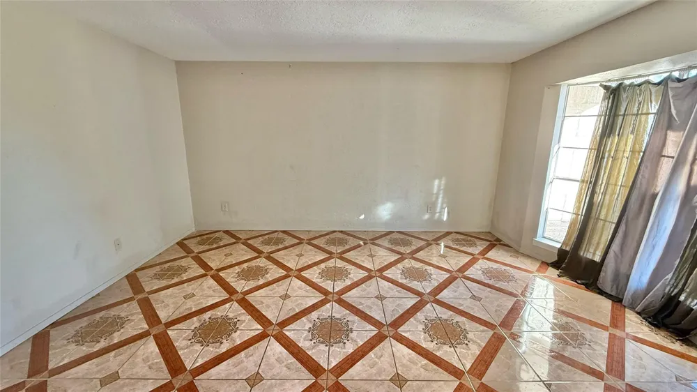 5702 Arncliffe Drive Houston, TX 77088