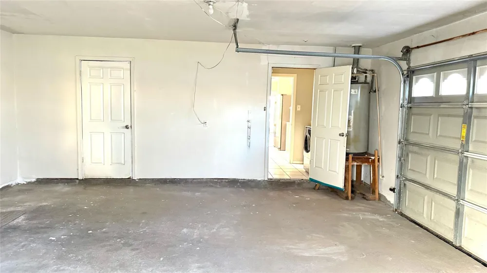 5702 Arncliffe Drive Houston, TX 77088