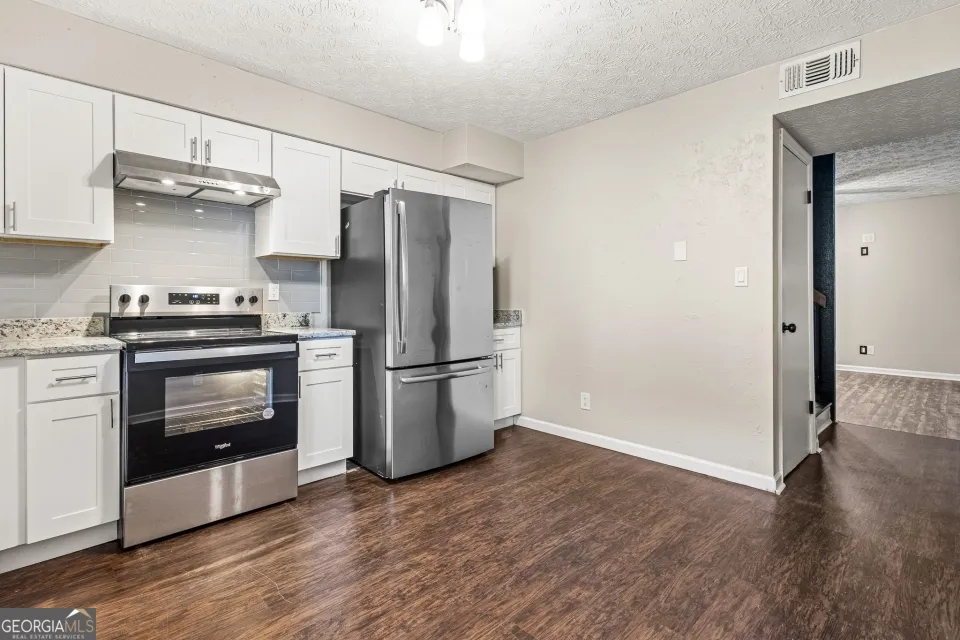 8586 Creekwood WAY Jonesboro, GA 30238