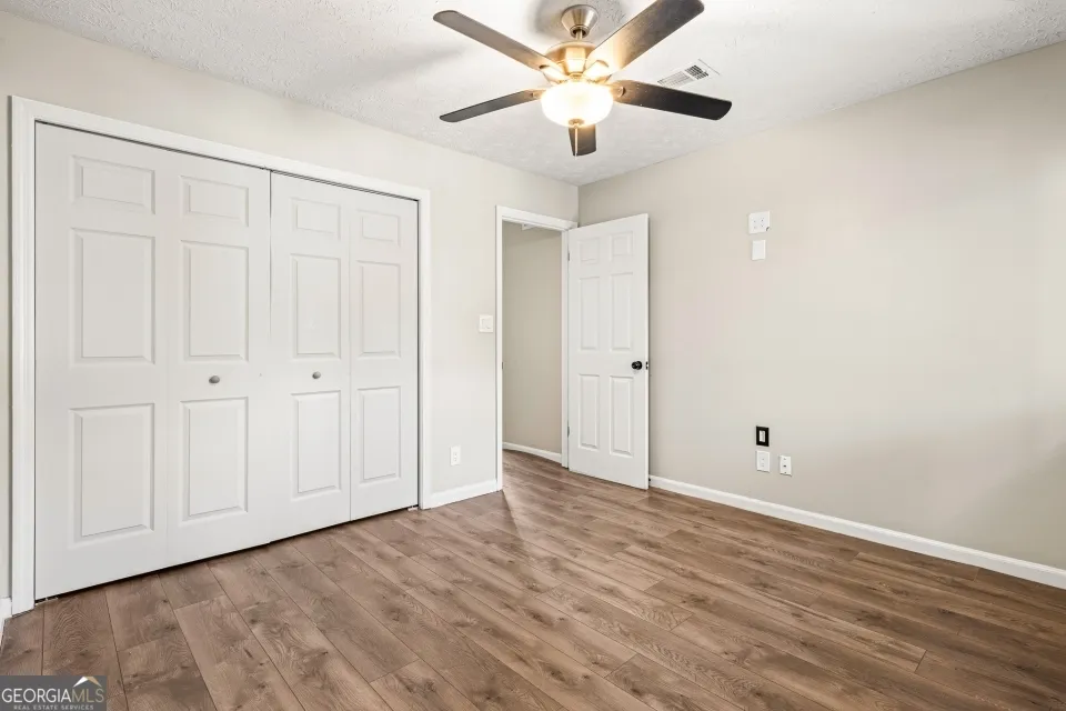8586 Creekwood WAY Jonesboro, GA 30238