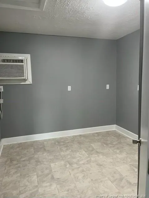 17061 Duncan Avenue Laurel Hill, NC 28351