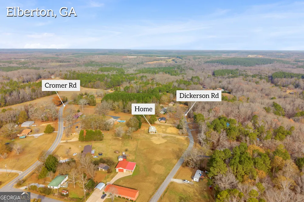 1621 Dickerson RD Elberton, GA 30635