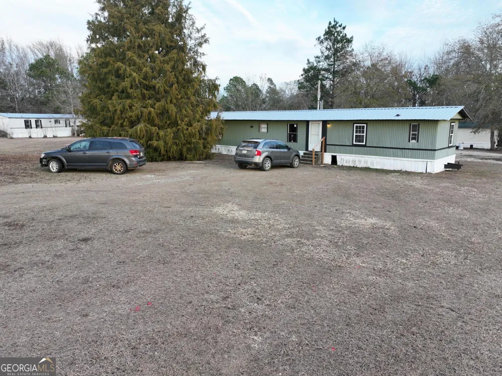 1500 Mallard RD Cobbtown, GA 30420