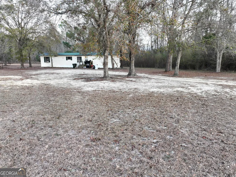 1500 Mallard RD Cobbtown, GA 30420