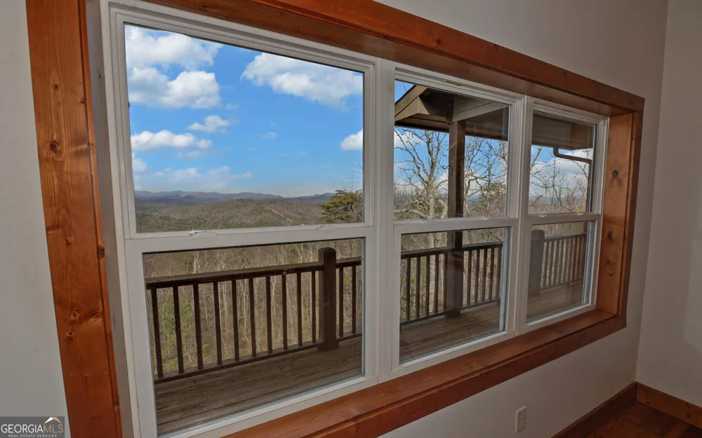 990 Hickory Nut MTN Tallulah Falls, GA 30573