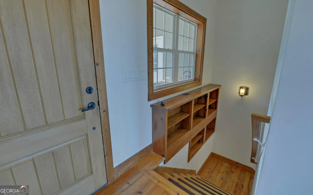 990 Hickory Nut MTN Tallulah Falls, GA 30573