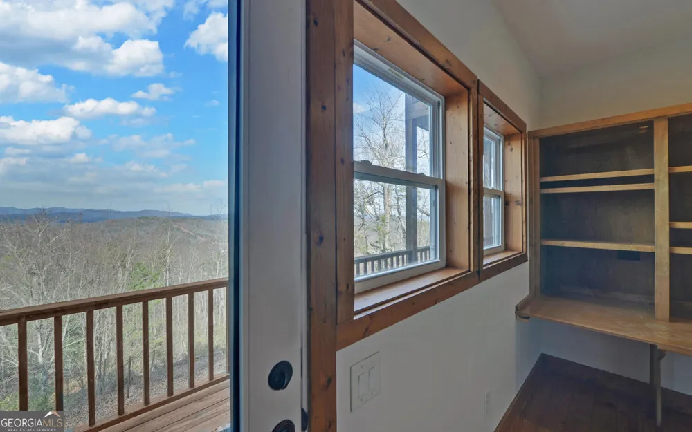 990 Hickory Nut MTN Tallulah Falls, GA 30573
