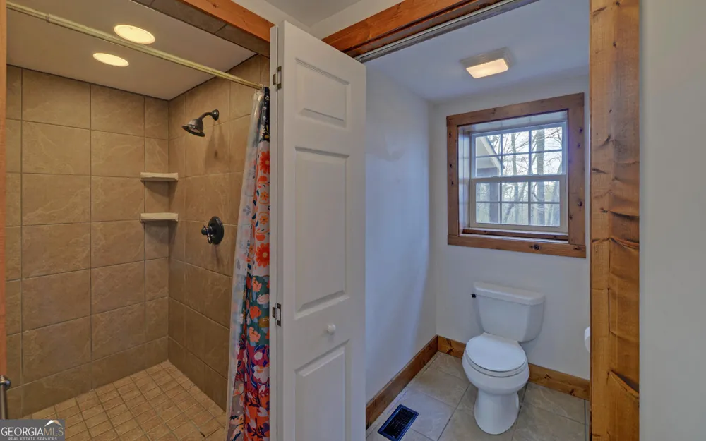 990 Hickory Nut MTN Tallulah Falls, GA 30573