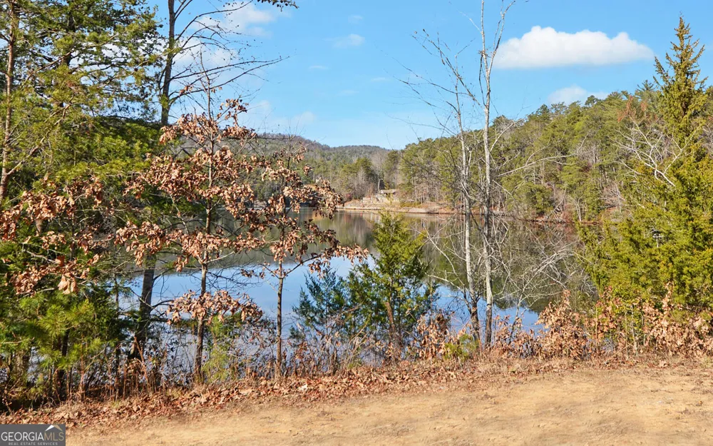 990 Hickory Nut MTN Tallulah Falls, GA 30573