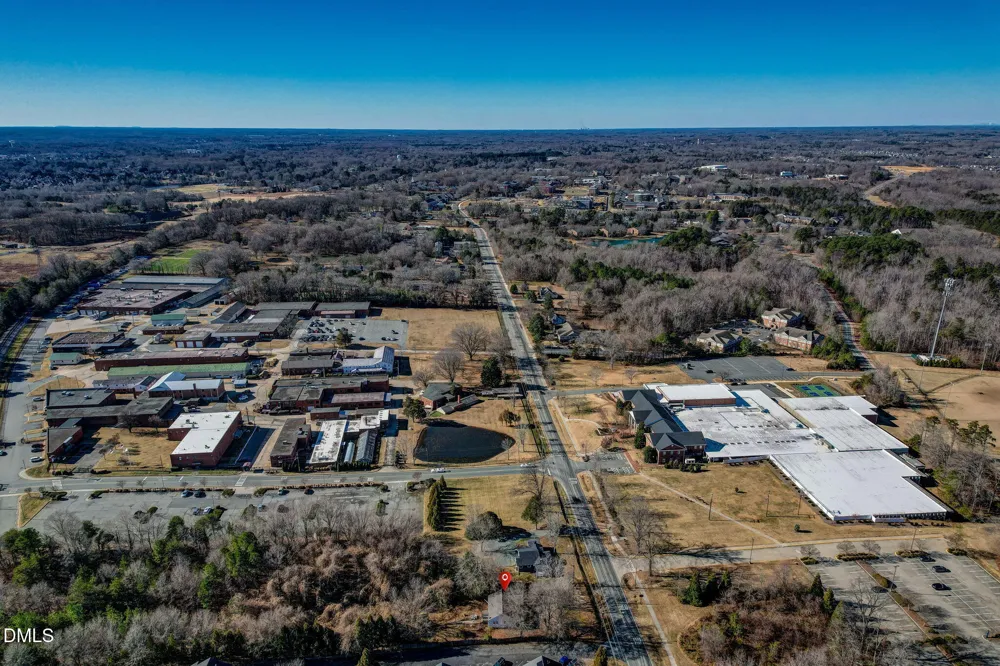 805 E Haggard Avenue Elon, NC 27244